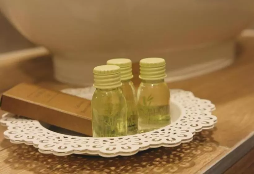 בית מלון כפרי Aqua Villa Eger