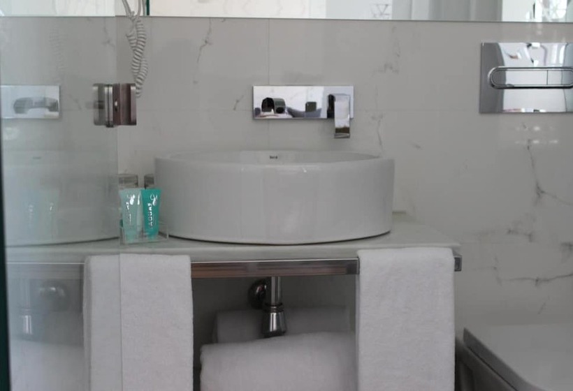 هتل Boutique Caireles