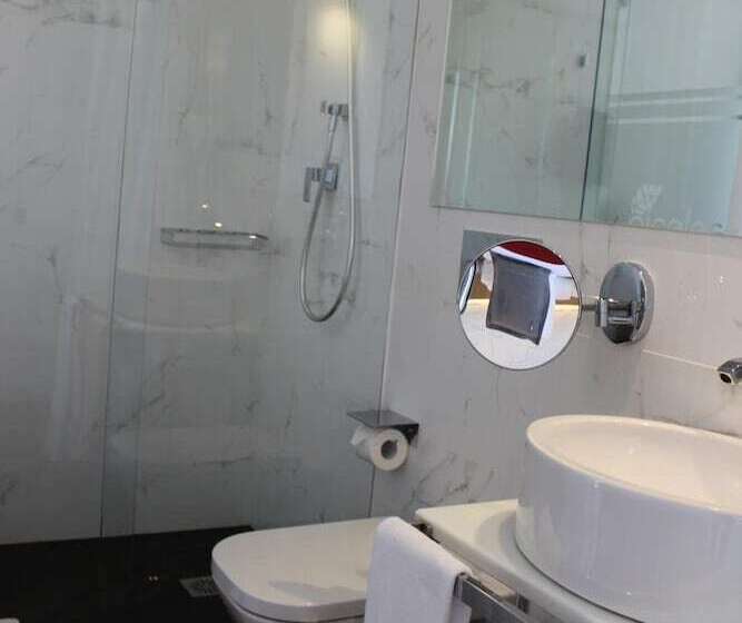 هتل Boutique Caireles