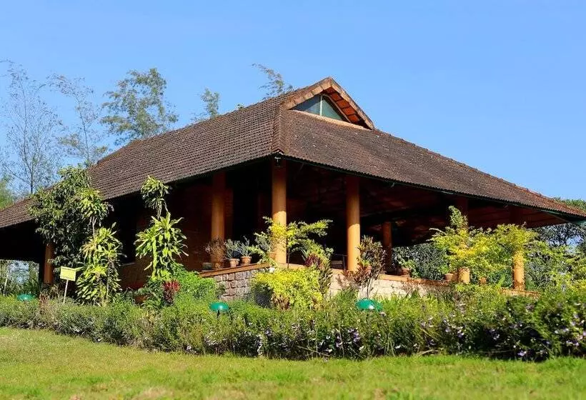 هتل Heritage Resort Coorg