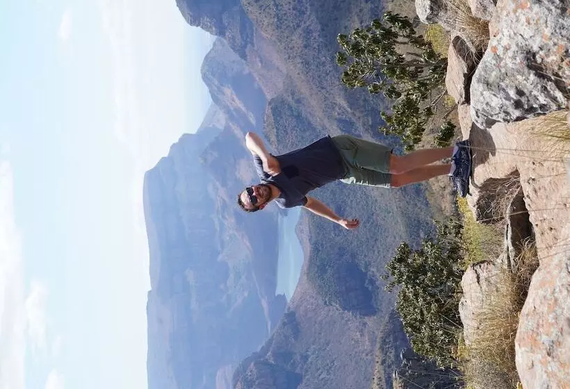 בית מלון כפרי Honeyguide Tented Safari Camps Mantobeni