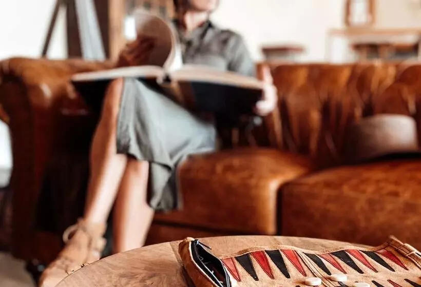 בית מלון כפרי Honeyguide Tented Safari Camps Mantobeni