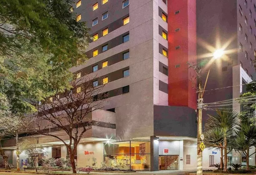 ホテル Ibis Bh Afonso Pena Savassi