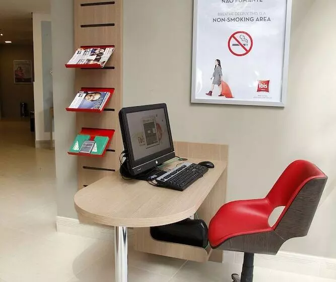 ホテル Ibis Bh Afonso Pena Savassi