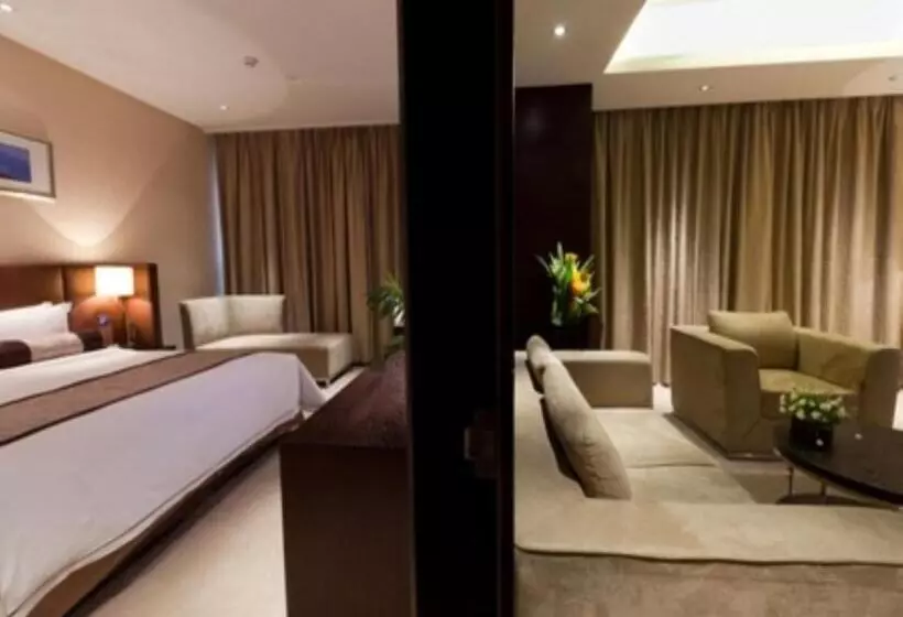 Otel Jiazheng International Energy