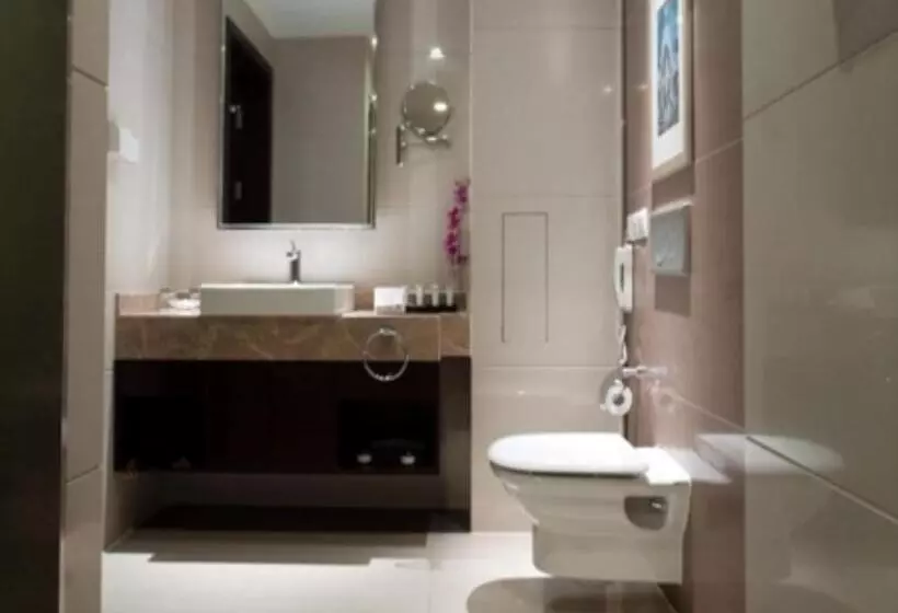 Otel Jiazheng International Energy