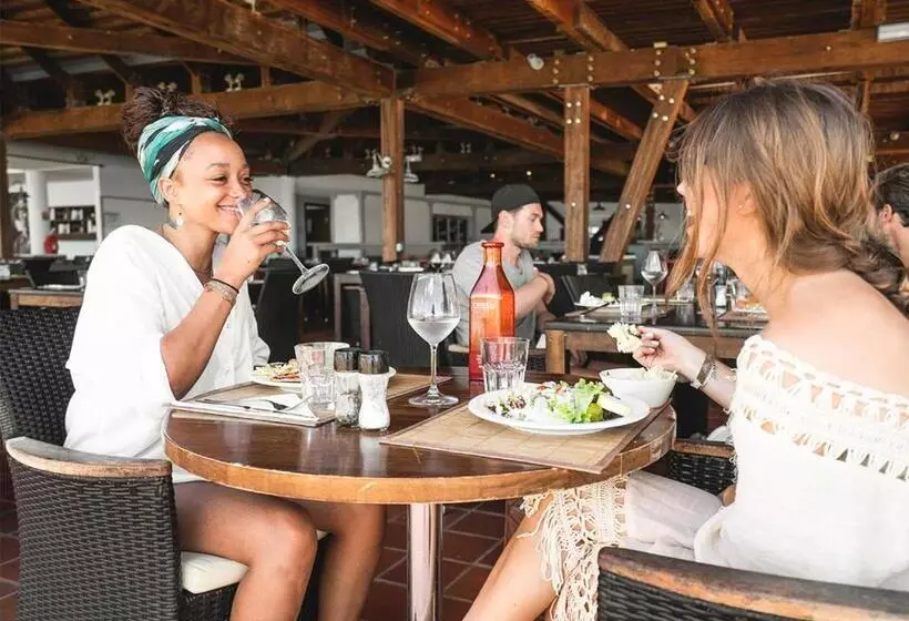 هتل Langley Resort Fort Royal