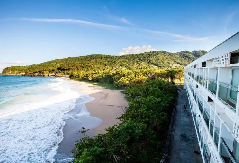 هتل Langley Resort Fort Royal