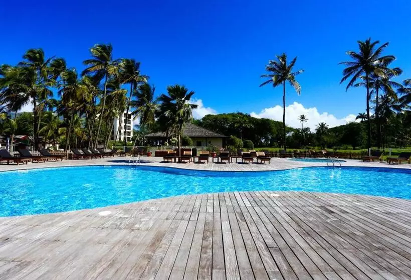 هتل Langley Resort Fort Royal