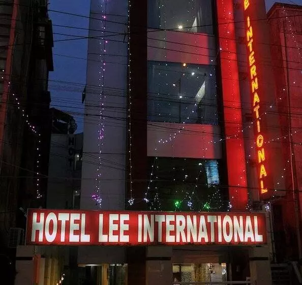 בית מלון כפרי Lee International