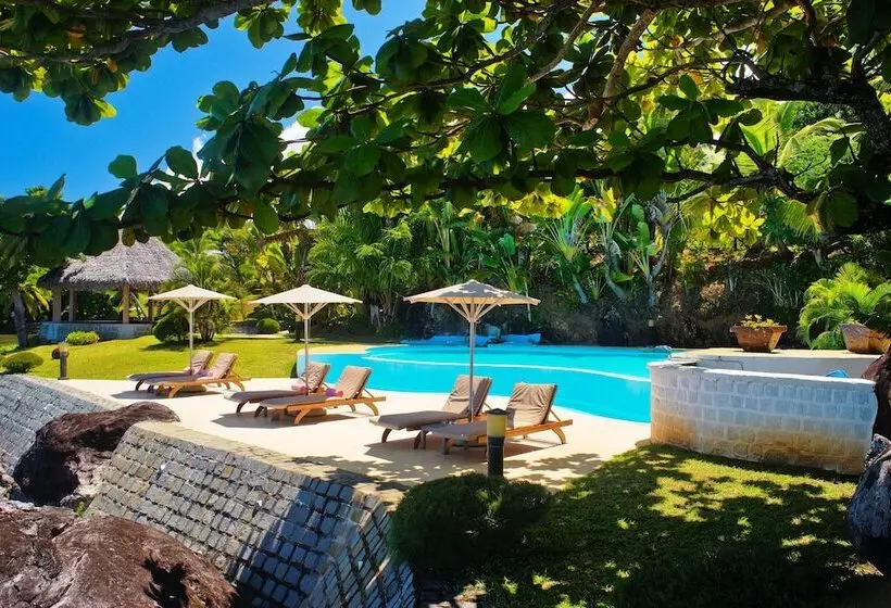 هتل Masoandro Lodge