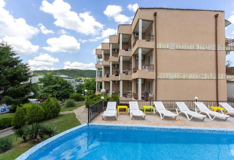 בית מלון כפרי Naslada