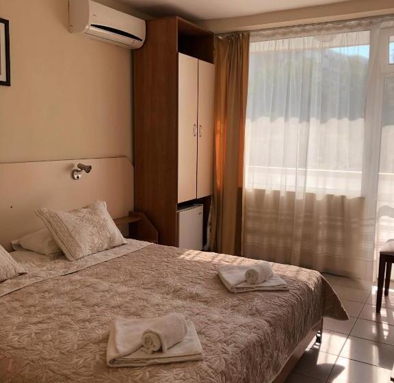 בית מלון כפרי Naslada