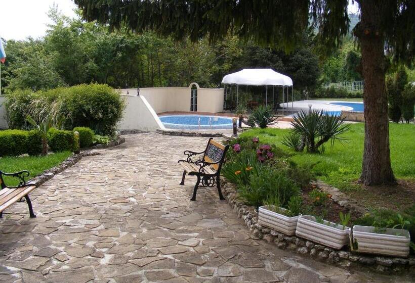 בית מלון כפרי Naslada