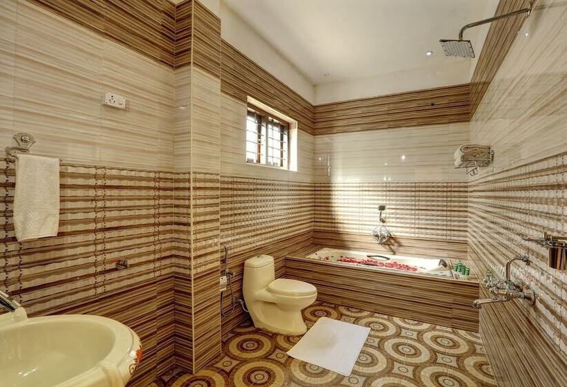 فندق Periyar Nest Resorts