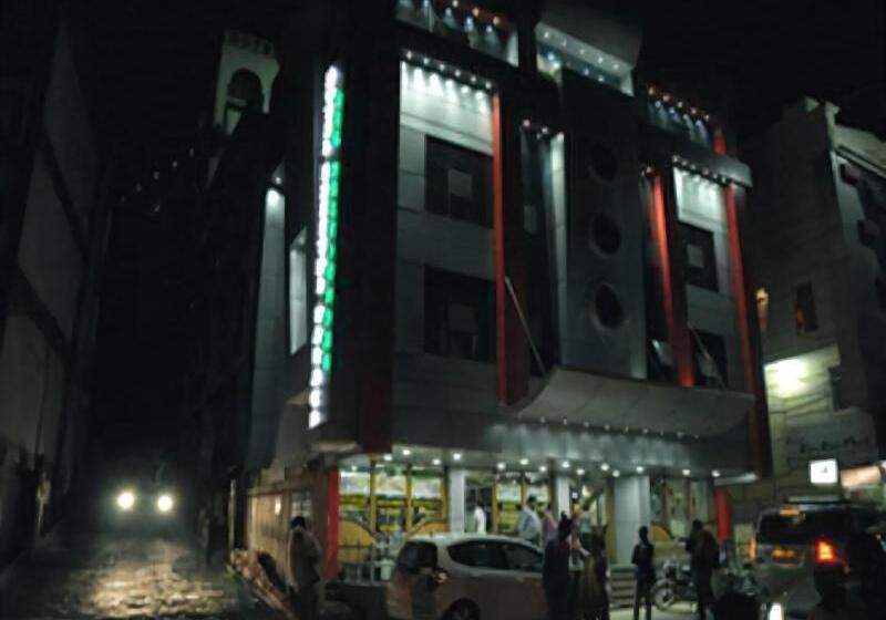 Hotel Preethi Palace