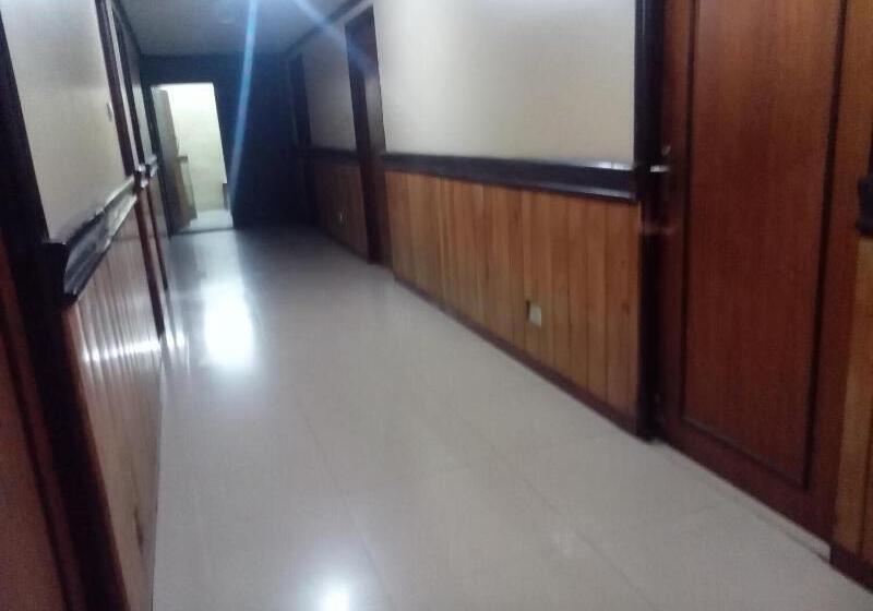 Hotel Preethi Palace