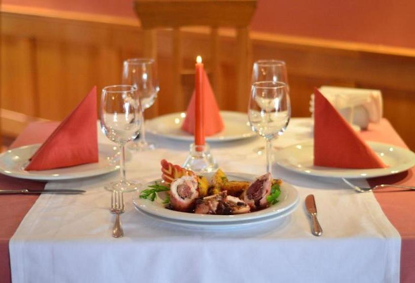 فندق Restaurant Gonduzo