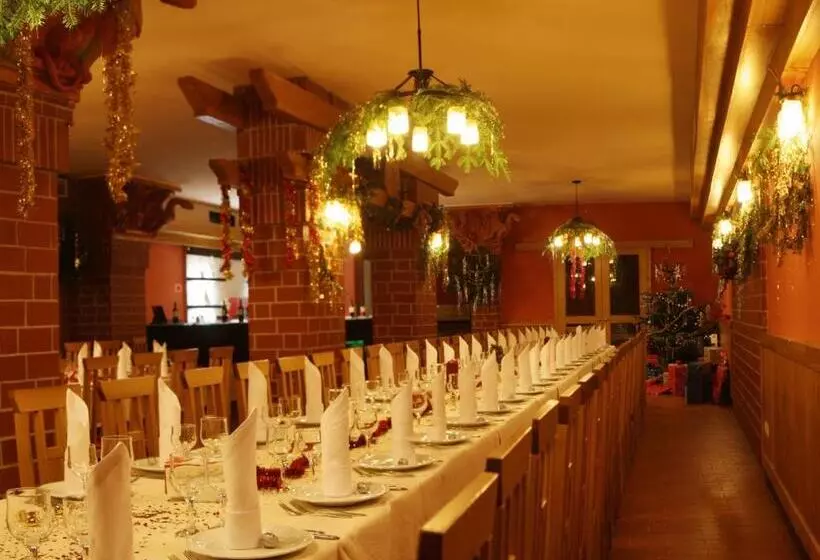 فندق Restaurant Gonduzo