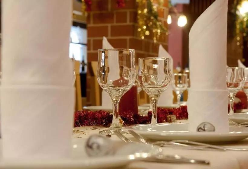 فندق Restaurant Gonduzo