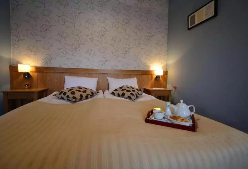 فندق Restaurant Gonduzo