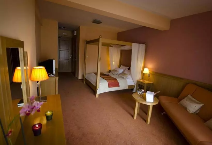 فندق Restaurant Gonduzo