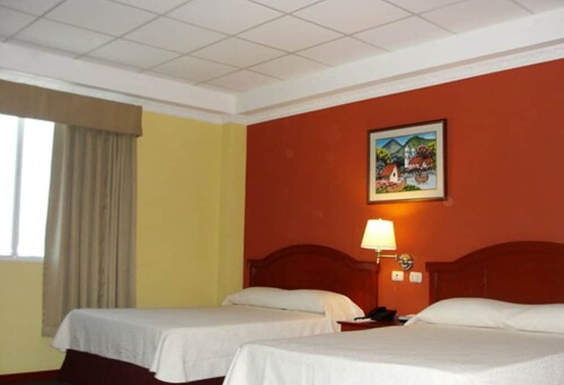 هتل Sevilla Usulutan