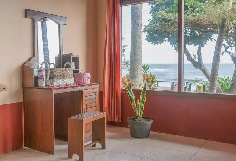 فندق Soka Indah Restaurant & Bungalows