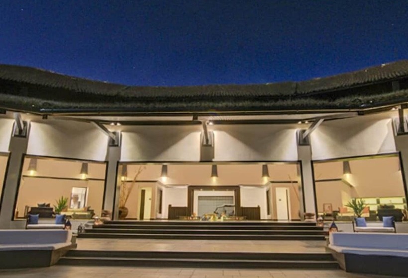 호텔 Taj Madikeri Resort & Spa Coorg