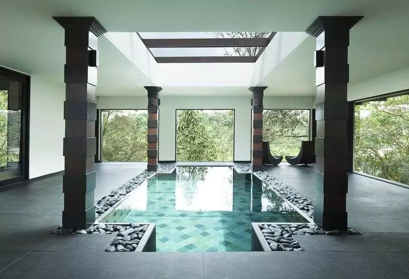 ホテル Taj Madikeri Resort & Spa Coorg