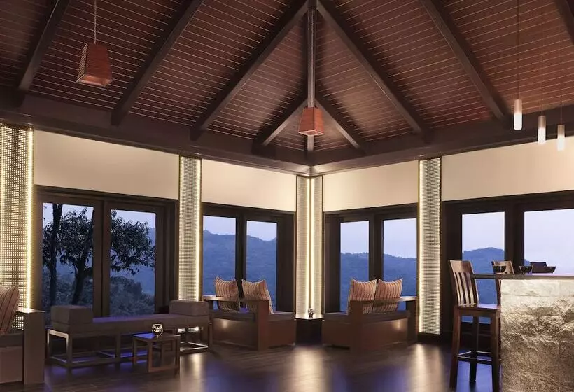 ホテル Taj Madikeri Resort & Spa Coorg