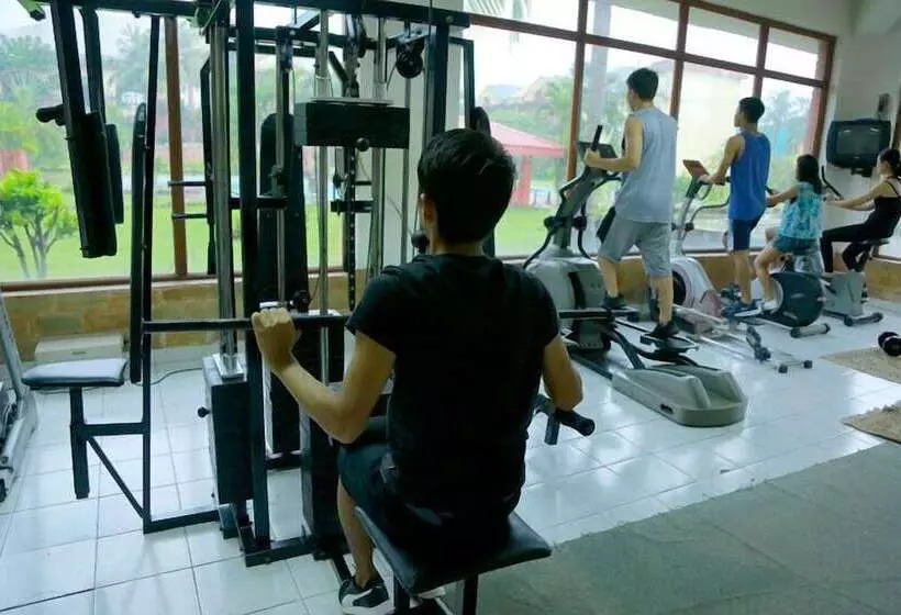 酒店 The Golden Retreat