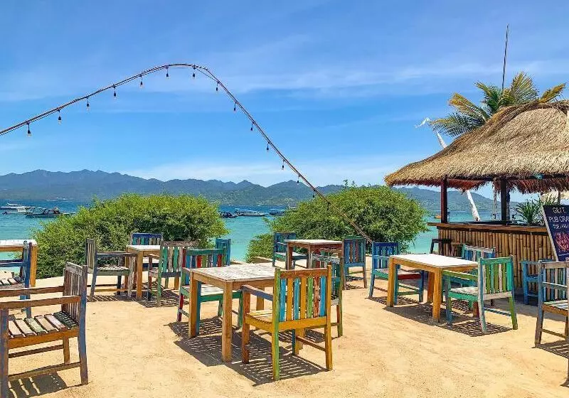 Otel Tír Na Nóg Beachfront Resort