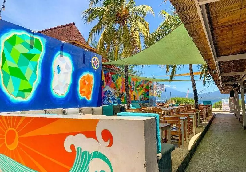 Otel Tír Na Nóg Beachfront Resort