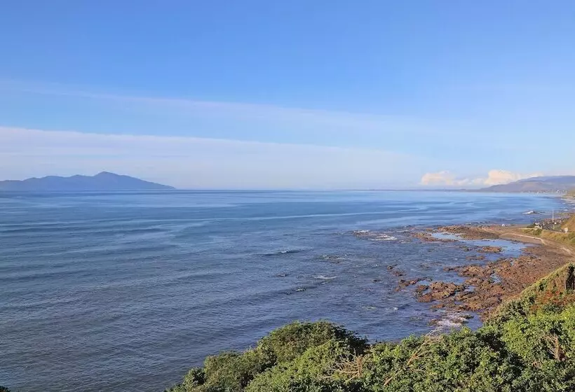 Мотель Amethyst Court Motor Lodge