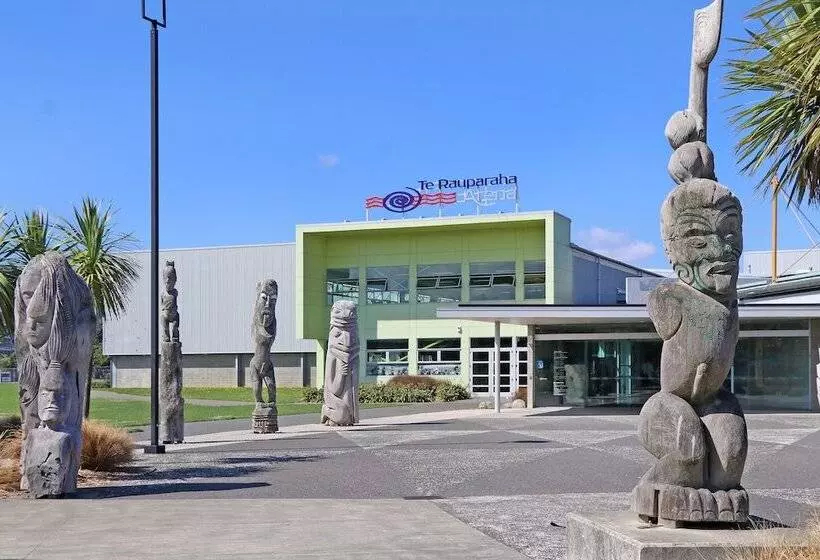 Мотель Amethyst Court Motor Lodge