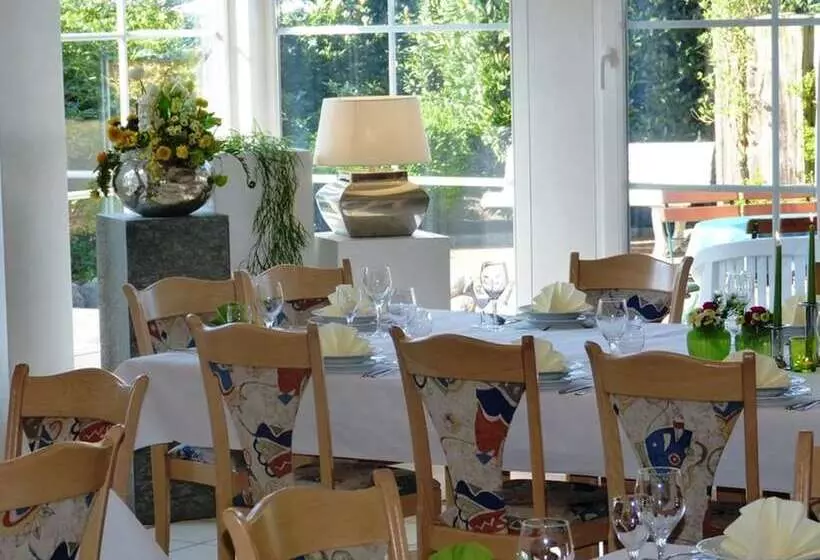 Пансион Evering