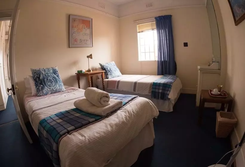 پانسیون Sondela Guest House