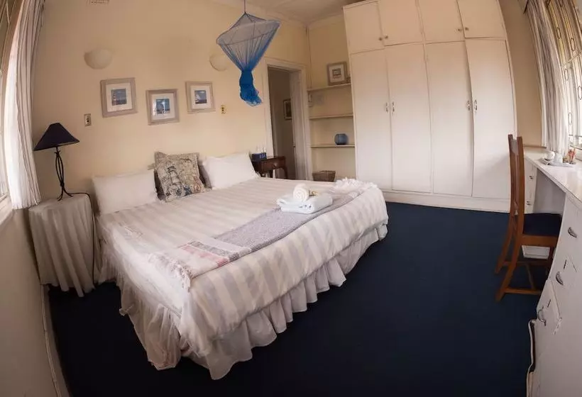 پانسیون Sondela Guest House