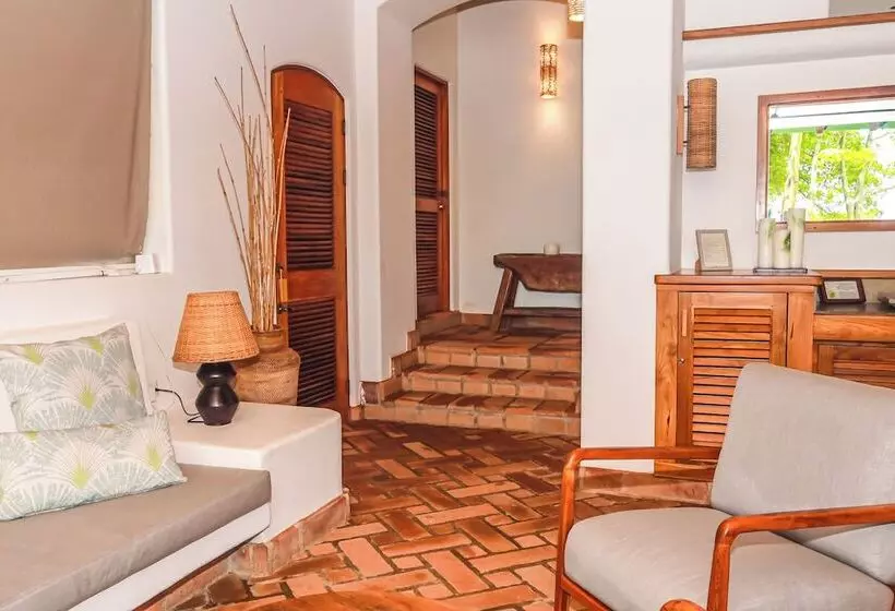 渡假胜地  Florblanca