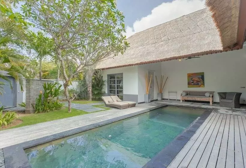 استراحتگاه Indiana Kenanga Boutique Hotel & Spa