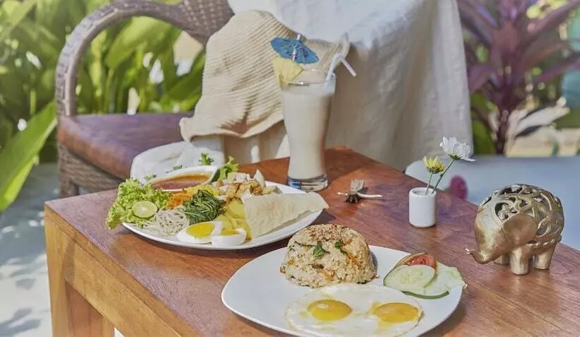 リゾートホテル Three Monkeys Villas