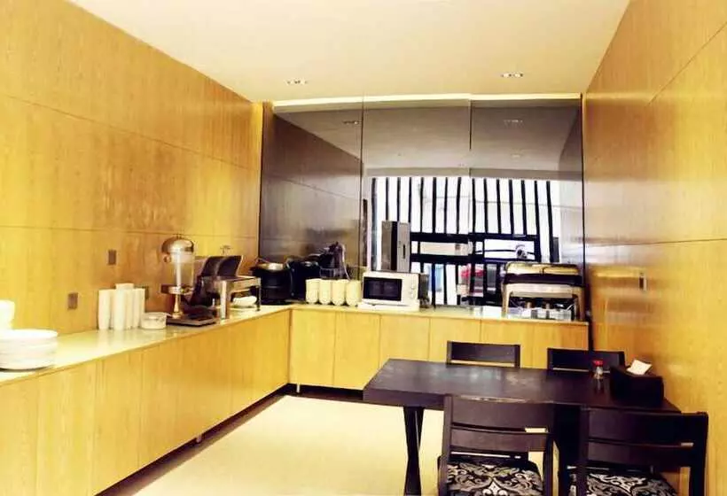 Super 8 Hotel Chongqing Da Li Tang