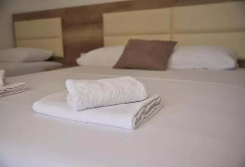 پانسیون Apartments Kupi Ul Rudaj 41