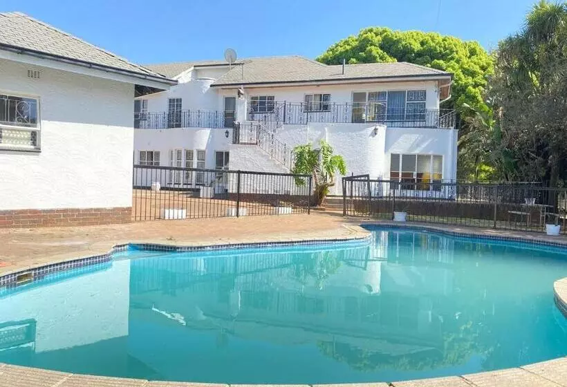 Majatalo Chic Guest House & Solar System Free From Load Shedding