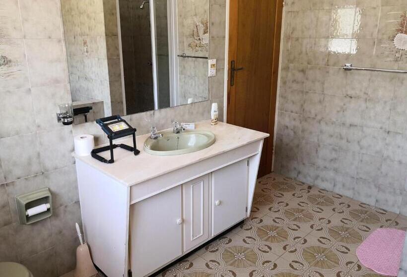 Pension Chic Guest House & Solar System Free From Load Shedding