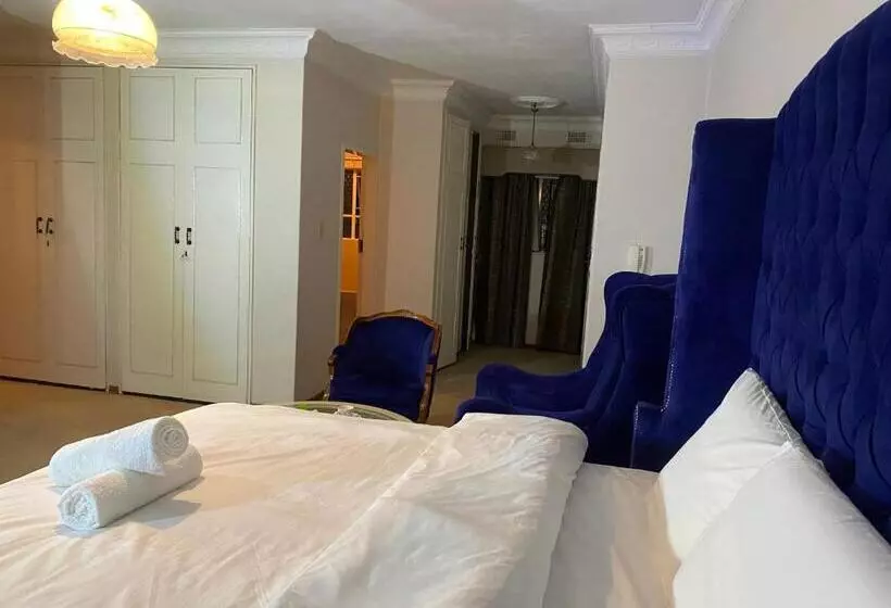 Majatalo Chic Guest House & Solar System Free From Load Shedding