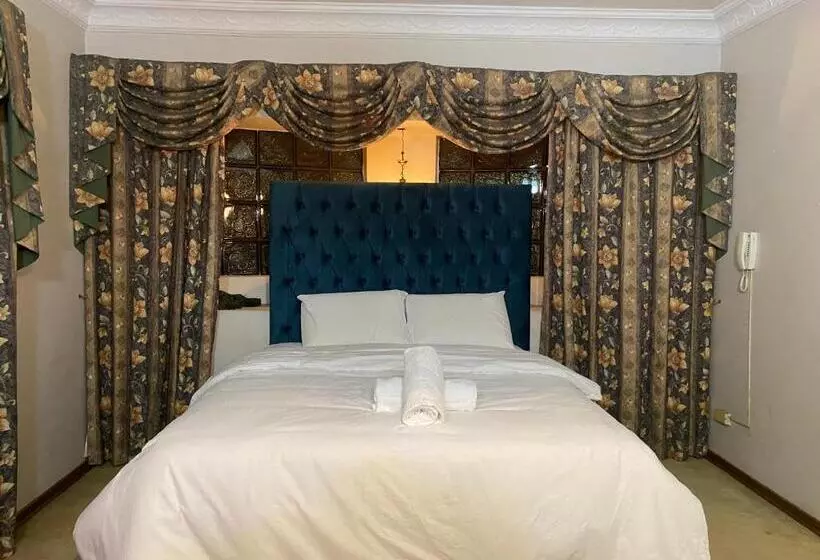 Majatalo Chic Guest House & Solar System Free From Load Shedding