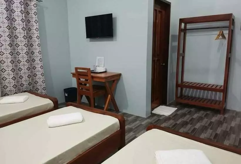 ユースホステル Reddoorz At Gracia S Calzada Inn Camiguin