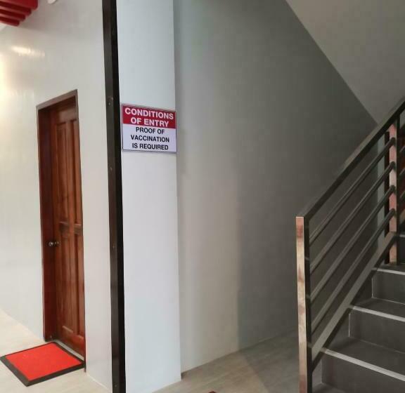 ユースホステル Reddoorz At Gracia S Calzada Inn Camiguin